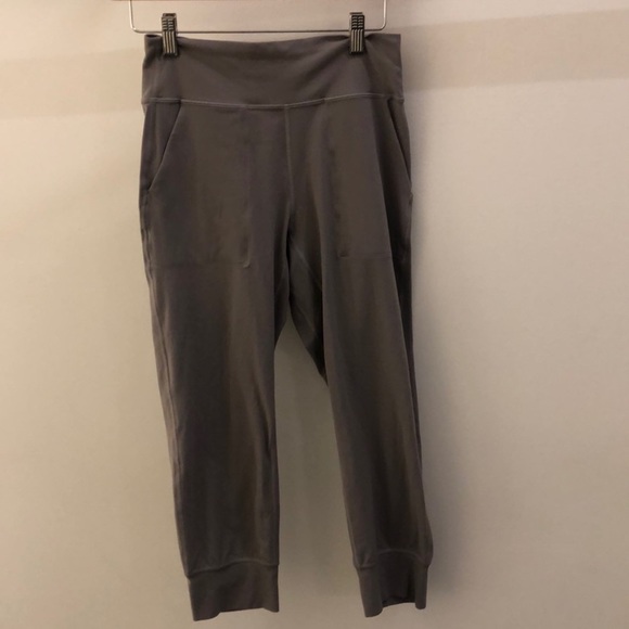 Lululemon Align Jogger Crop 6 - Picture 5 of 5